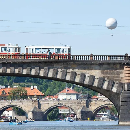 Hotell Amedia Express Prague, Trademark Collection By Wyndham Prag