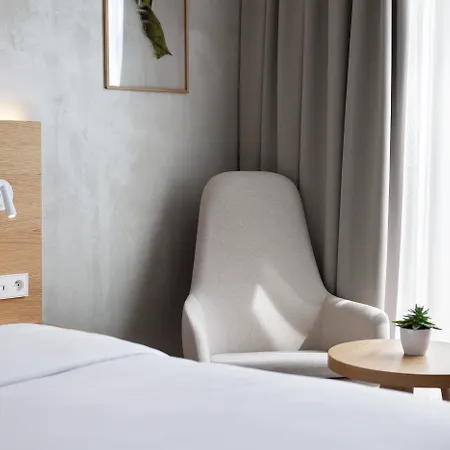 Botanique 4* براغ