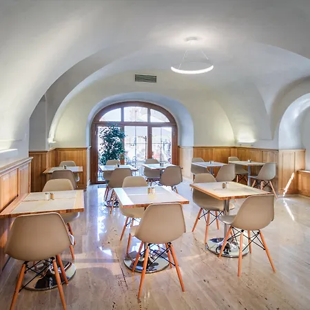 Hotel Golden Star