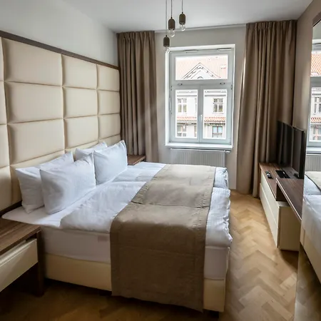 Letna Garden Apartment