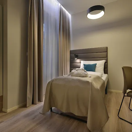 Ea New Town Szálloda 4*