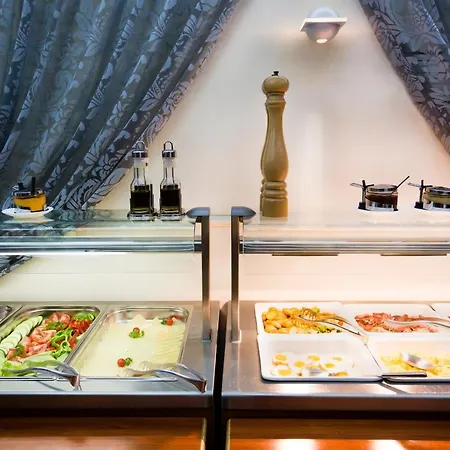 Luxury Family Royal Palace Hotel