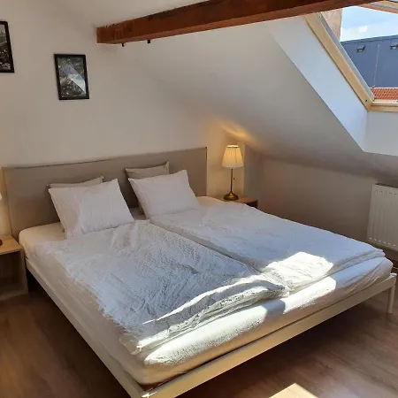 Apartment Cozy View Location Charles Bridge Prague