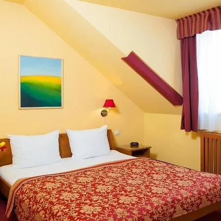 Otel Cloister Prag
