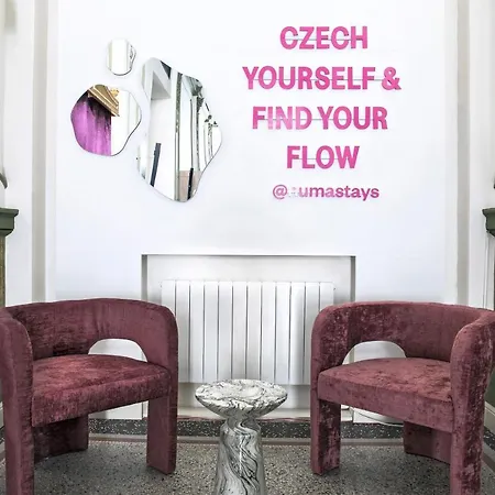 Numa Flow Lägenhetshotell Prag