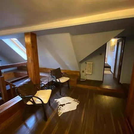 Apartment 5 In The Centre Of