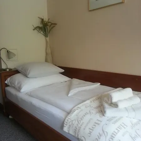Pensjonat Marit 3*