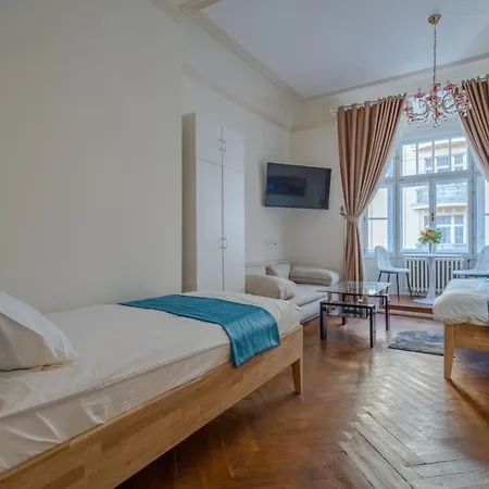 Exclusive With A View Of Castle And Vltava River Apartamento