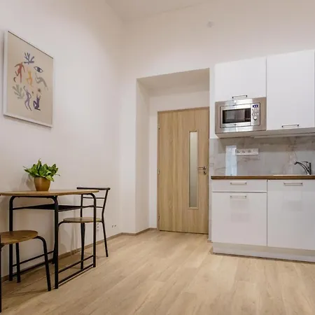 Unique In Karlin By Days Appartement