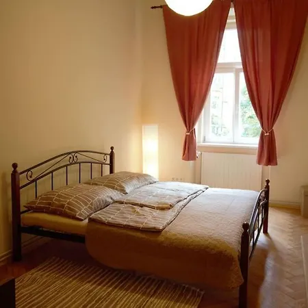 Apartment Comfort 2bedrooms Quite Place!-vinohrady Prague