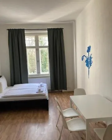 Aparthotel Erbenova 3*