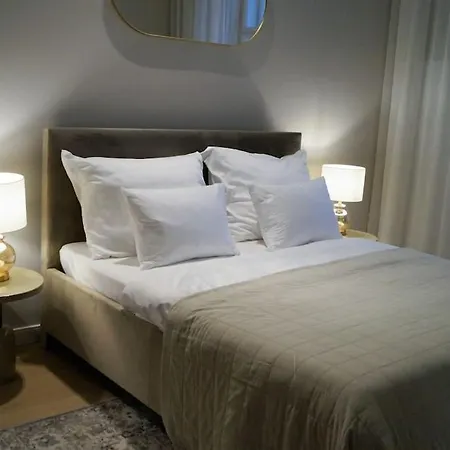Old Town Luxury Apartment/sauna/bathtub/ac * Prague