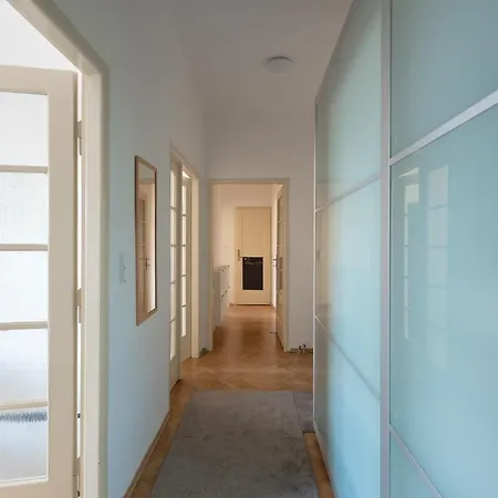 Castle View Apartment