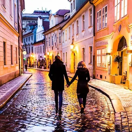 Old Town Luxury Apartment/sauna/bathtub/ac Apartment