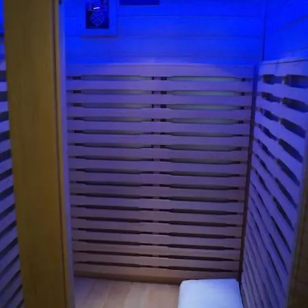Apartment Old Town Luxury Apartment/sauna/bathtub/ac *