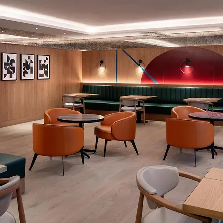 Marriott Hotel 5*
