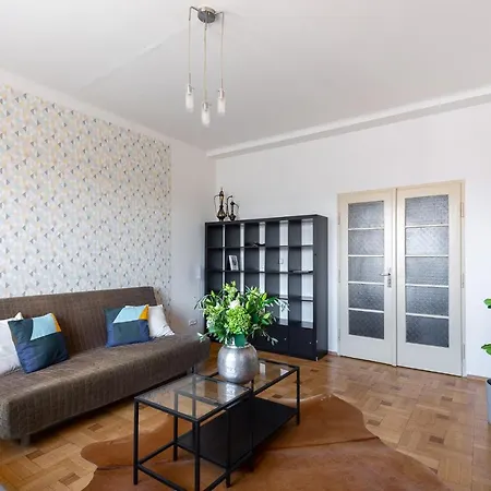 Castle View Apartment Prague
