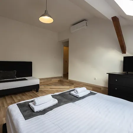 Apart-hotel Old Town Spirit 3*