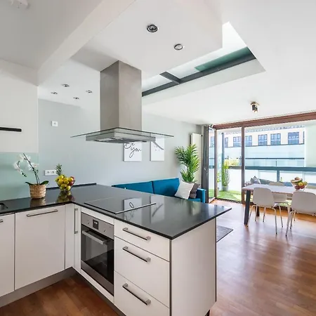 With 4 Bedrooms * Prague