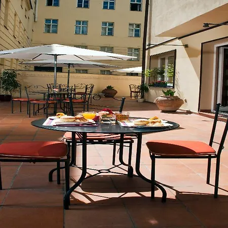 Hotell Caesar Prag