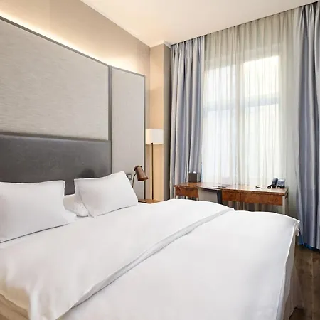 The Emblem - Preferred & 5* Prag