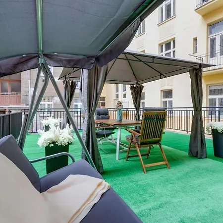 Luxury Riverside In The Center Of Appartement Praag
