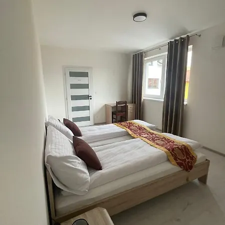 Sun-house Pension&restaurant -parkingfree- Hotel 3*