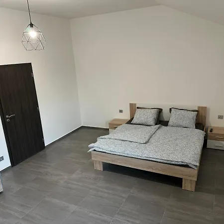 75m2 Klid Priroda Pro Rodinu Praag