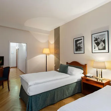 Hotell Patio 4*