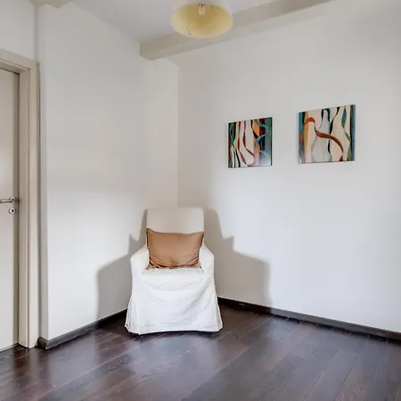 Appartamento Spacious Stylish Attic In The Heart Of The Center - Karlovo