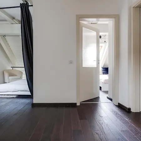 Spacious Stylish Attic In The Heart Of The Center - Karlovo