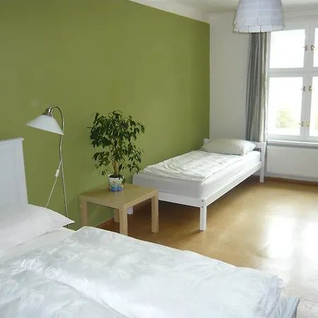 Flora Sudomerska Apartment *