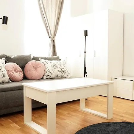 City Centre 1 309 Apartment