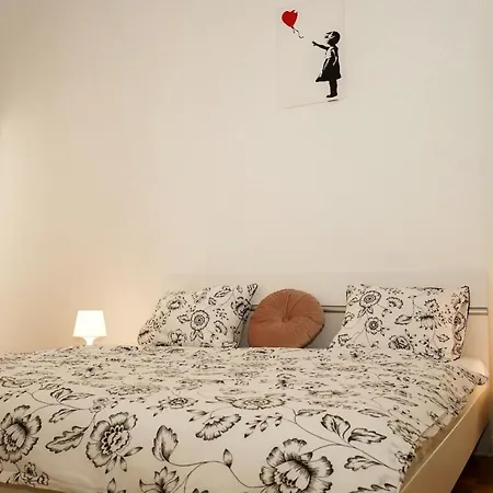 Apartment City Centre 1 309 *