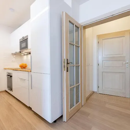 Apartment Karlova Old Town *