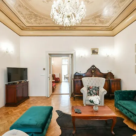 Apartment Stunning Charles Bridge Apartment