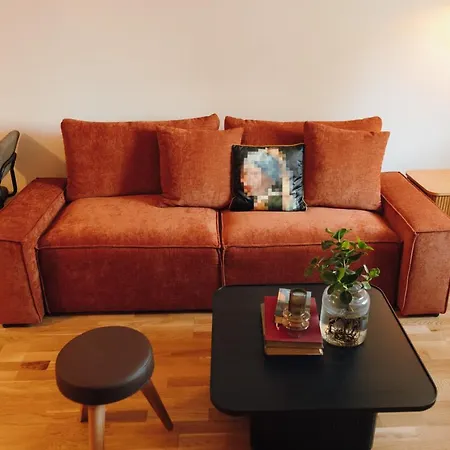 Modern Mezzanine At Jecna St Apartment Prague
