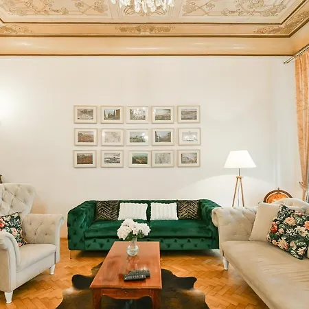 Apartment Stunning Charles Bridge Apartment Prague