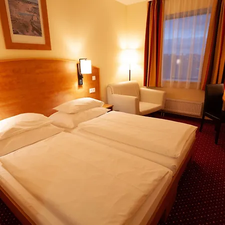 Hotell Amedia Express Prague, Trademark Collection By Wyndham 3*