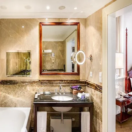 The Dominican Hotel 4*