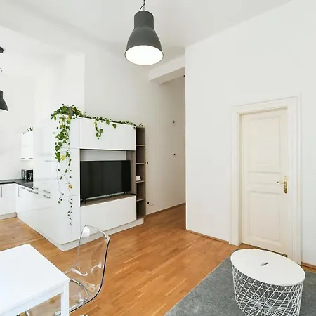 Klimentska 52 Apartment