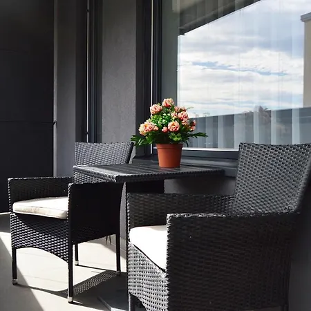Apartamento With Free Parking In Praga