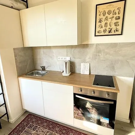Apartment New Close To Palmovka *