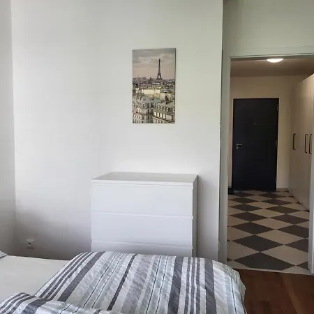 Daire New In Karlin, 8, Close To Center *