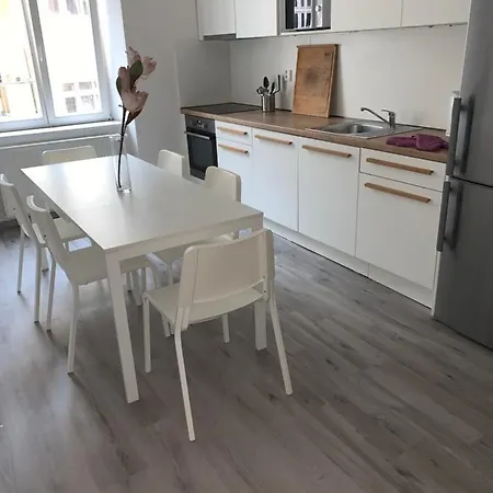 Hostel Only Ladies - Female Only Prague