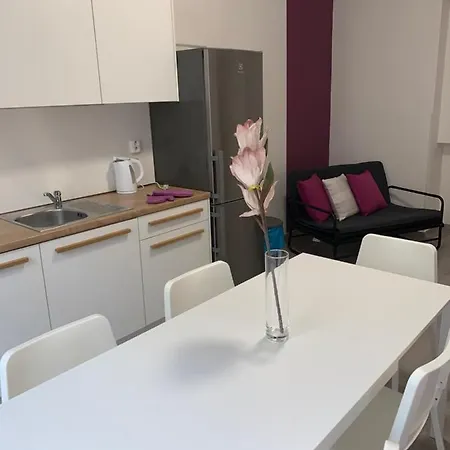 Only Ladies - Female Only Hostel
