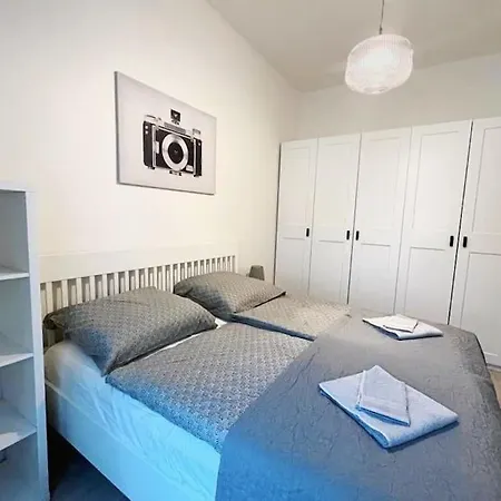 Leger Apartment
