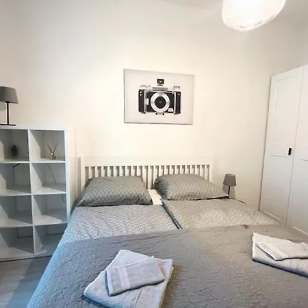 Apartment Leger *