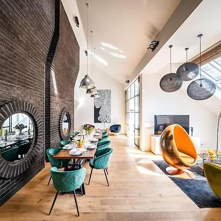 Apartment 5br+2bath Old Town Industrial Penthouse, A/c Prague