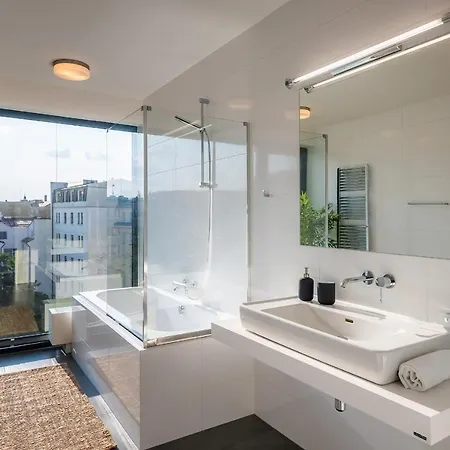 Apartment 5br+2bath Old Town Industrial Penthouse, A/c Prague